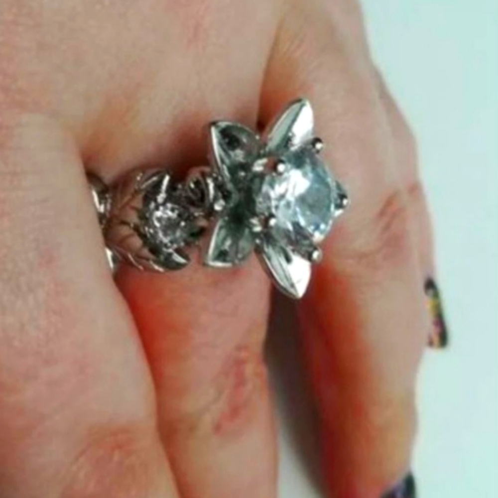 Spring Flower AAA ZIRCONIA Ring ...Silver tone